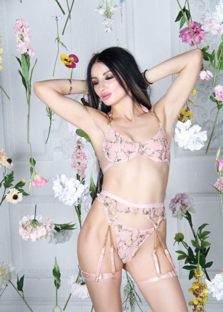 Индивидуалка Камила фото № 2 в городе Сыктывкар