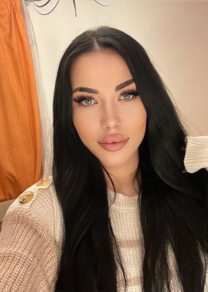 Индивидуалка Карина главное фото в городе Сыктывкар 